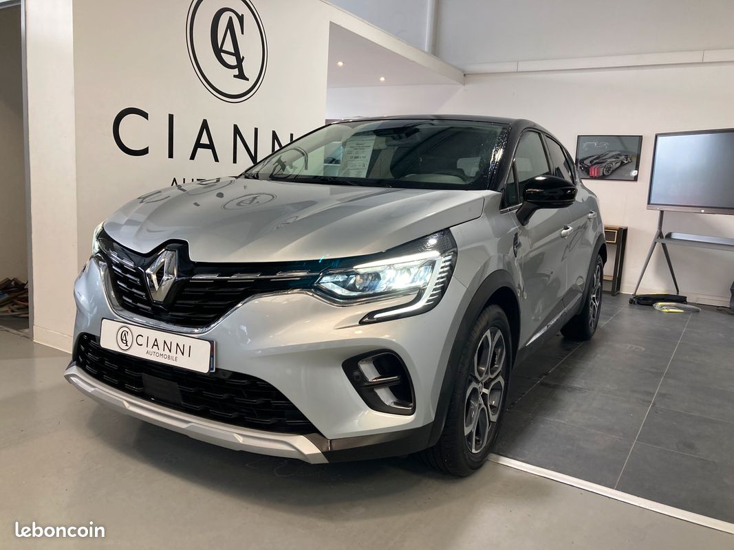 RENAULT CAPTUR MILD HYBRIDE 140CV TECHNO MANUELLE 