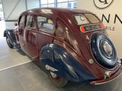 VEHICULE DE COLLECTION PEUGEOT 402